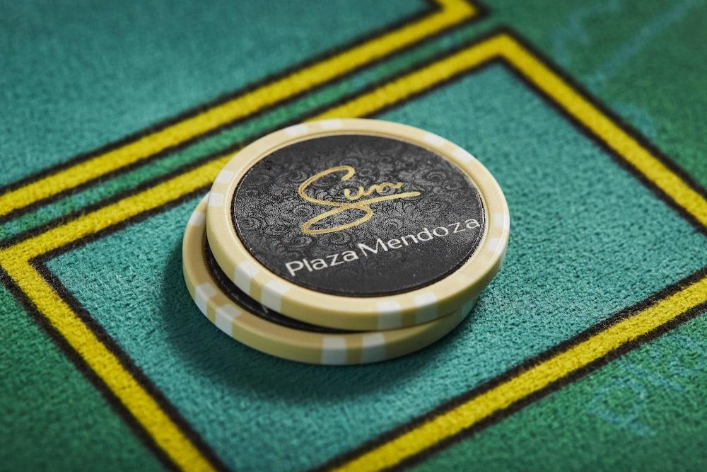 فندق بارك حياة ميندوزا، كازينو آند سبا المظهر الخارجي الصورة A casino poker chip