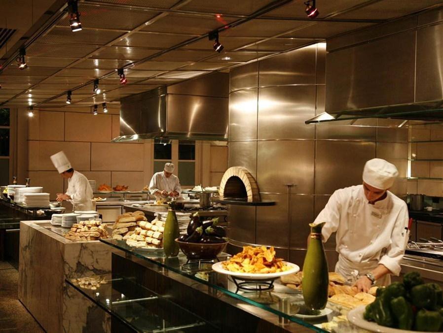 فندق بارك حياة ميندوزا، كازينو آند سبا المظهر الخارجي الصورة A commercial kitchen