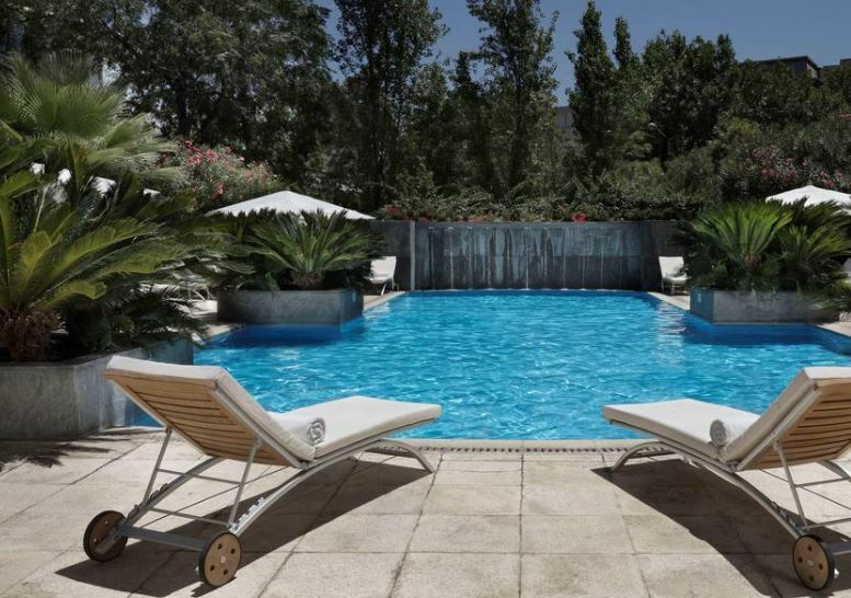 فندق بارك حياة ميندوزا، كازينو آند سبا المظهر الخارجي الصورة The pool at the Four Seasons Hotel